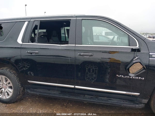 1GKS1GKT9NR111501 GMC Yukon Xl 2wd Slt