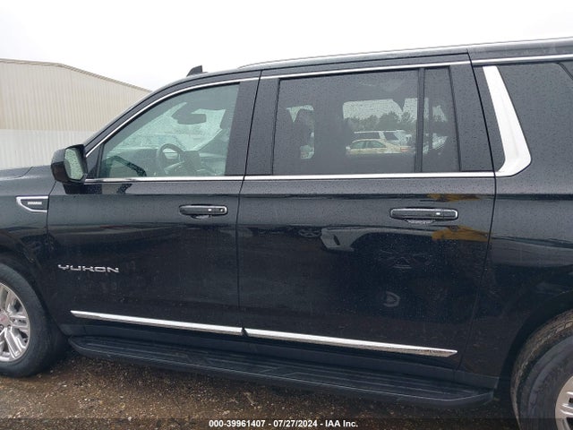1GKS1GKT9NR111501 GMC Yukon Xl 2wd Slt