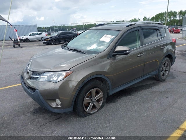 Toyota Rav4 Xle 2015 JTMRFREV0FD125130 Image 2