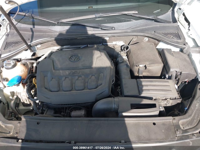 1VWAA7A33JC001515 Volkswagen Passat 2.0t R-line/2.0t S