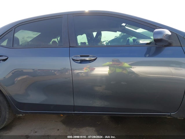 Toyota COROLLA LE 2018 2T1BURHEXJC079721 Image 13