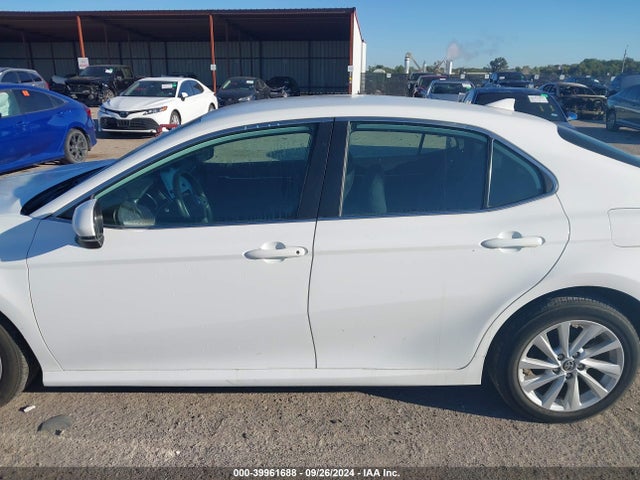 Toyota CAMRY LE 2021 4T1C11AK4MU433573 Image 14