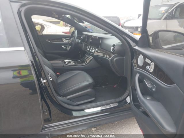 WDDZF4JB9KA524280 Mercedes-Benz E 300