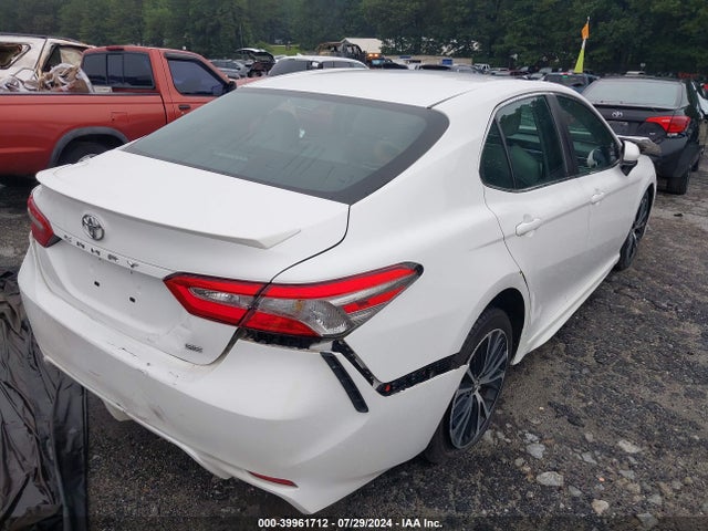 Toyota CAMRY SE 2018 4T1B11HK2JU073622 Image 20