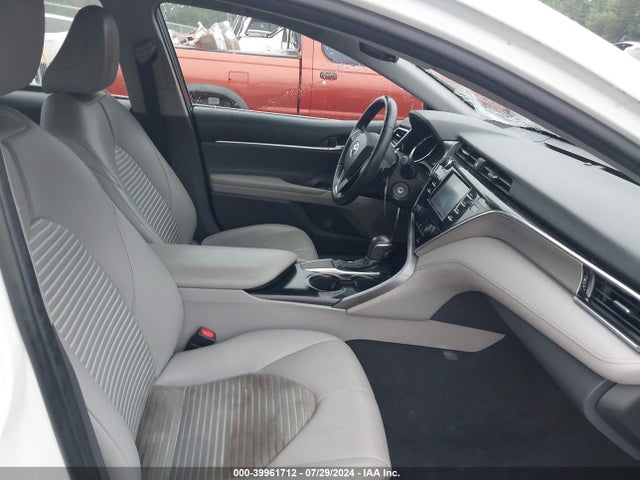 Toyota CAMRY SE 2018 4T1B11HK2JU073622 Image 5