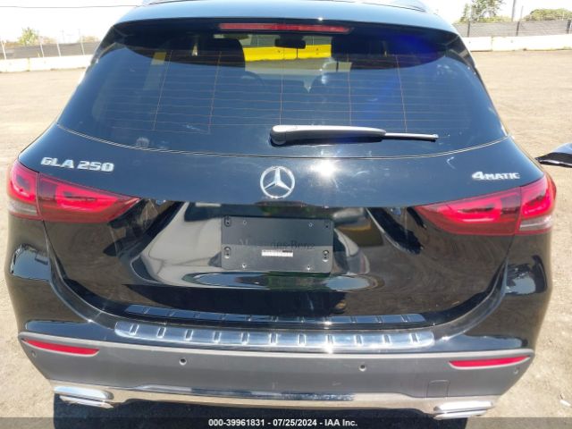 W1N4N4HB8NJ326039 Mercedes-Benz Gla 250 4matic