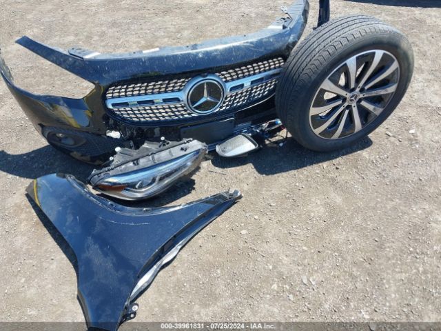 W1N4N4HB8NJ326039 Mercedes-Benz Gla 250 4matic