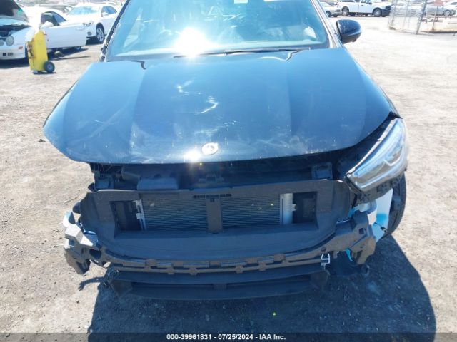 W1N4N4HB8NJ326039 Mercedes-Benz Gla 250 4matic