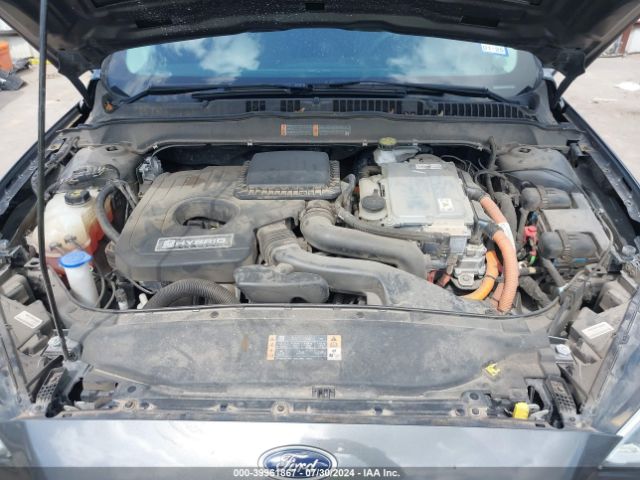 3FA6P0RU5KR106125 Ford Fusion Hybrid Titanium