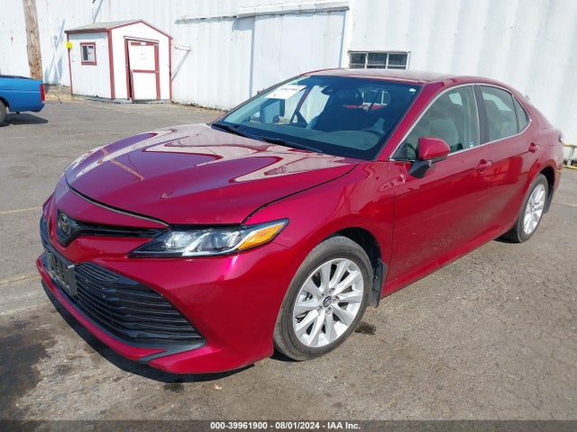 Toyota CAMRY LE 2019 4T1B11HK3KU732938 Image 2