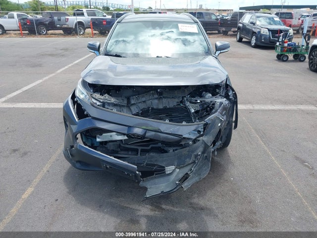 Toyota Rav4 Xle 2020 JTMW1RFV6LJ020458 Image 13