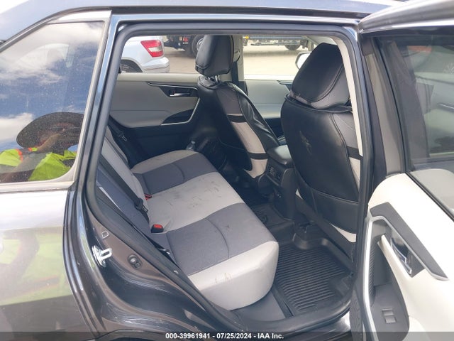 Toyota Rav4 Xle 2020 JTMW1RFV6LJ020458 Image 8