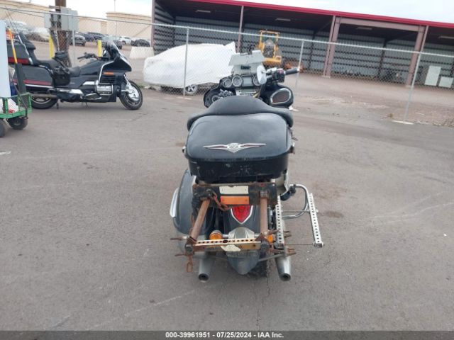 2016 KAWASAKI VN1700 JKBVNRB13GA012364 Photo 5