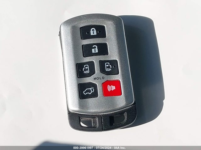 Toyota Sienna Xle 8 Passenger 2017 5TDYZ3DC7HS768050 Image 11