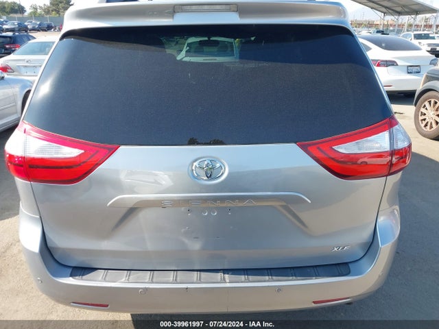 Toyota Sienna Xle 8 Passenger 2017 5TDYZ3DC7HS768050 Image 16