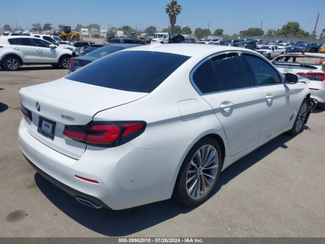 WBA53BJ03MWX15040 BMW 540I
