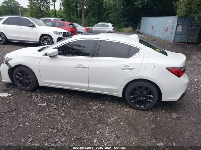19UDE2F30KA000448 Acura Ilx Standard