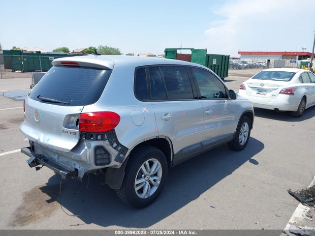 WVGAV3AXXEW572793 Volkswagen TIGUAN S