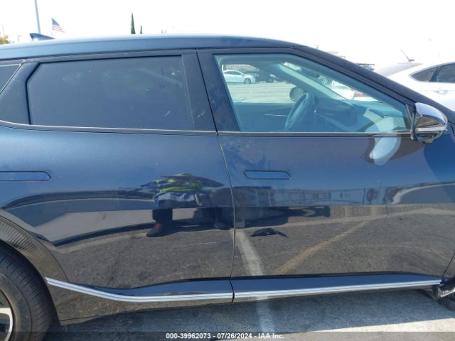 KNDC34LAXR5169488 KIA Ev6 Wind