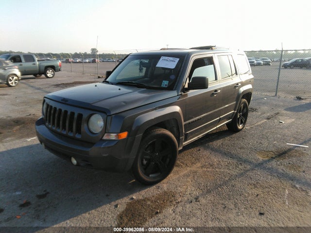 Jeep Patriot Altitude 2014 1C4NJPBAXED894297 Image 2