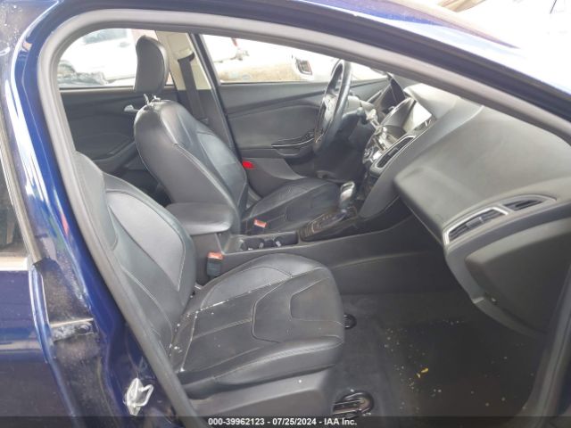 1FADP3N26HL212040 Ford Focus Titanium