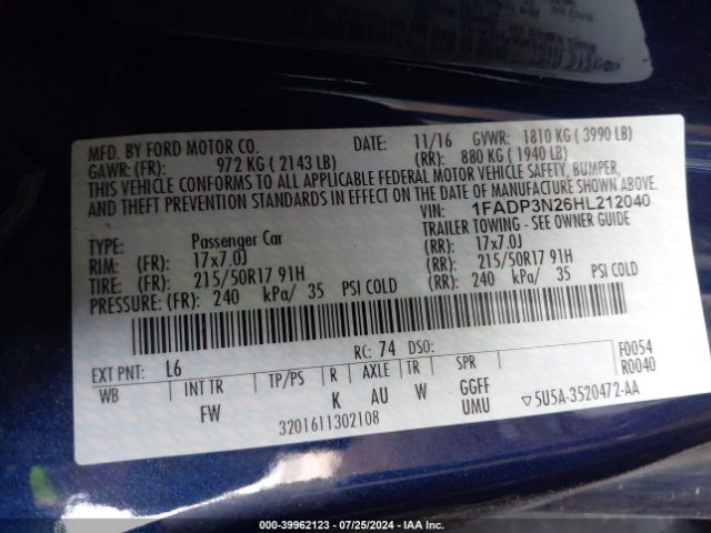 1FADP3N26HL212040 Ford Focus Titanium