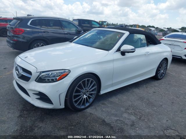 WDDWK8DB3KF861967 Mercedes-Benz C 300
