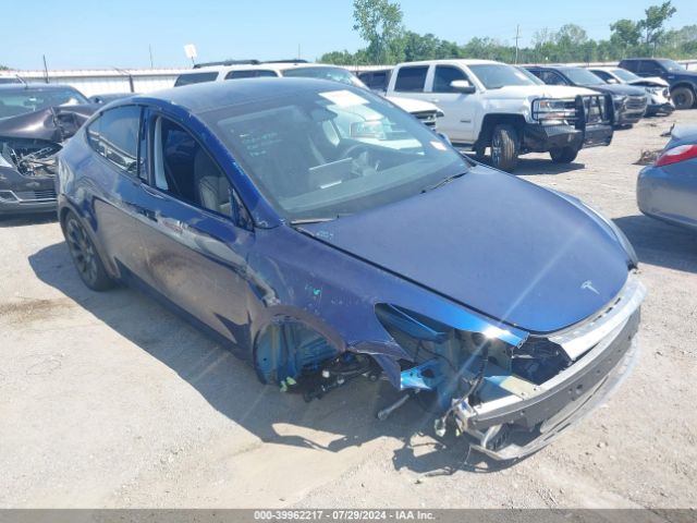 2024 TESLA MODEL Y 7SAYGAEE3RF056797 Photo 0