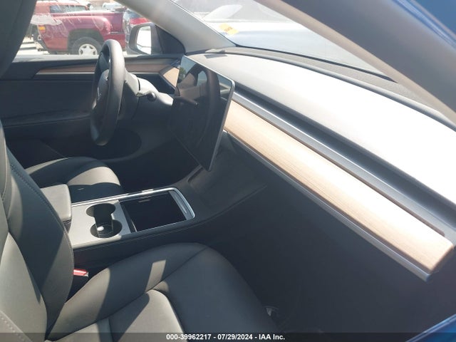 2024 TESLA MODEL Y 7SAYGAEE3RF056797 Photo 4