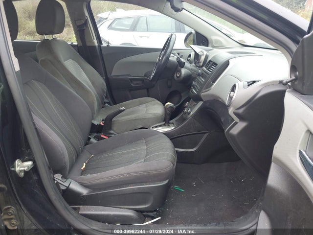 Chevrolet Sonic Ls Auto 2014 1G1JA5SH6E4166632 Image 5