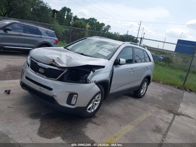 5XYKT3A69EG441678 KIA SORENTO LX