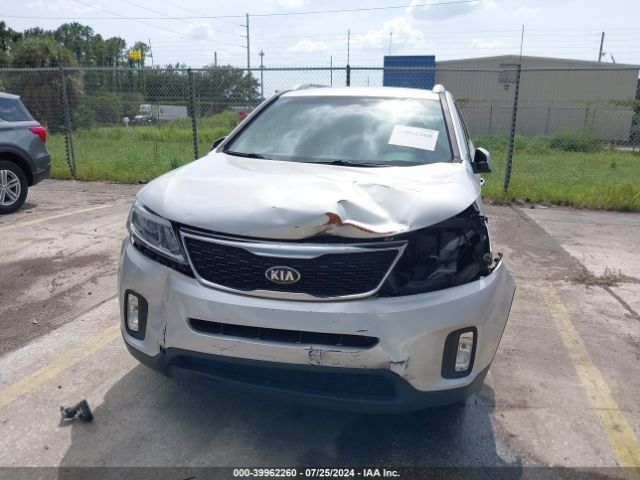 5XYKT3A69EG441678 KIA SORENTO LX
