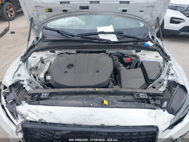 7JRL12FL1RG300983 Volvo S60 B5 Plus Dark Theme