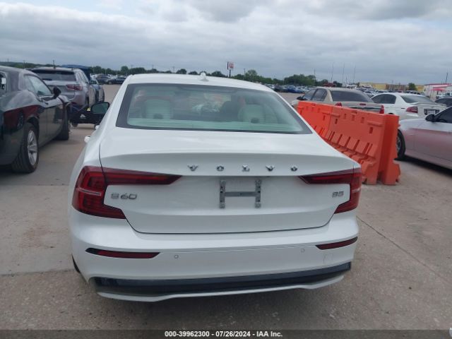 7JRL12FL1RG300983 Volvo S60 B5 Plus Dark Theme