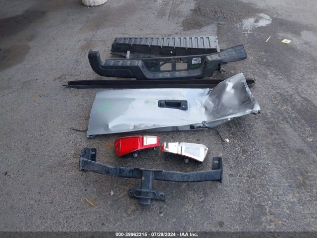 5TFRX5GN6HX091165 Toyota Tacoma Sr