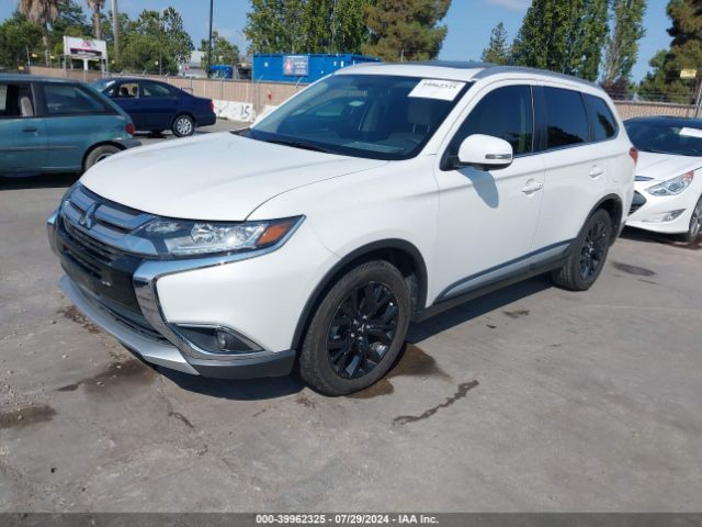 JA4AD3A35JZ009271 Mitsubishi Outlander Sel