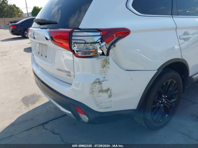 JA4AD3A35JZ009271 Mitsubishi Outlander Sel