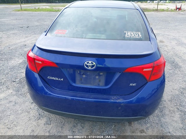 Toyota COROLLA SE 2018 5YFBURHE4JP771778 Image 16