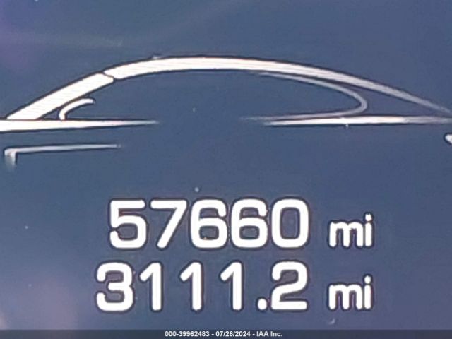 WP0AA2A75JL119123 Porsche PANAMERA 4