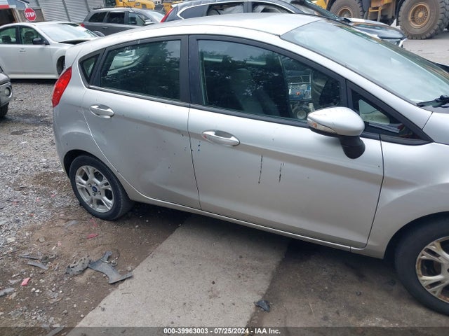 Ford FIESTA SE 2015 3FADP4EJ5FM204178 Image 17