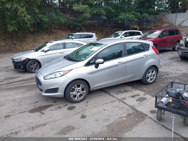 Ford FIESTA SE 2015 3FADP4EJ5FM204178 Image 2