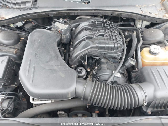 2C3CCAKG3FH808596 Chrysler 300c Awd