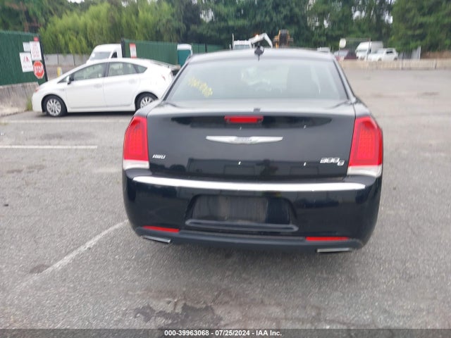 2C3CCAKG3FH808596 Chrysler 300c Awd