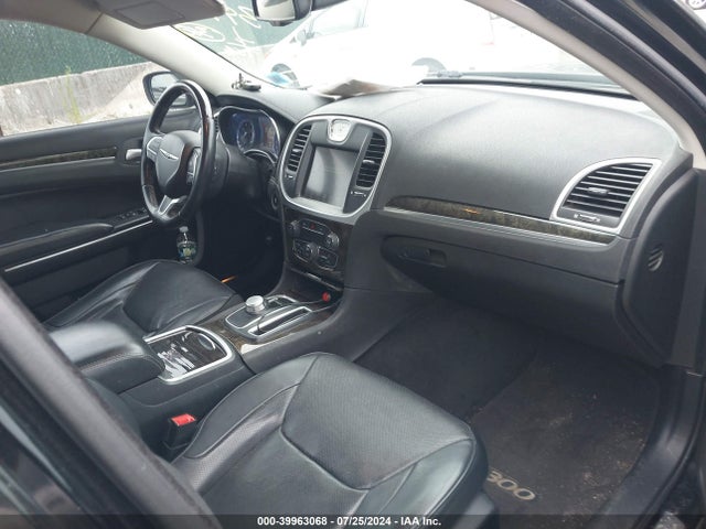 2C3CCAKG3FH808596 Chrysler 300c Awd
