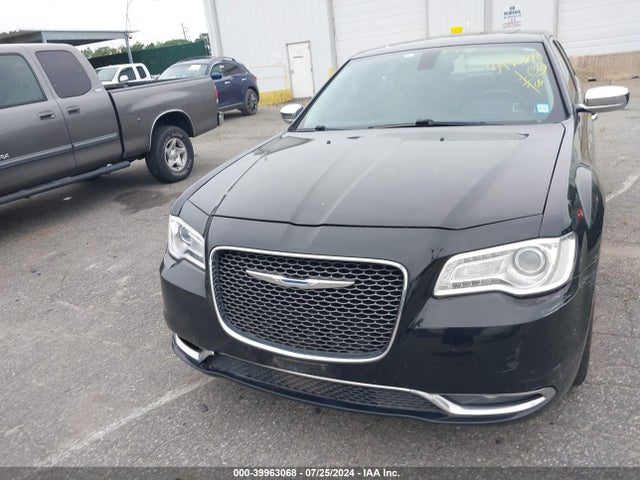 2C3CCAKG3FH808596 Chrysler 300c Awd