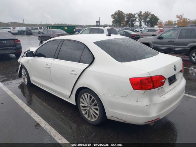 3VWL17AJ2EM390255 Volkswagen Jetta 1.8t Sel