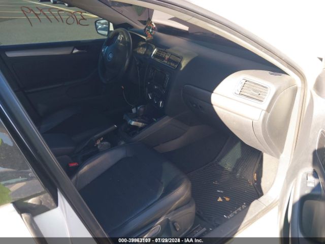 3VWL17AJ2EM390255 Volkswagen Jetta 1.8t Sel