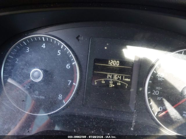3VWL17AJ2EM390255 Volkswagen Jetta 1.8t Sel