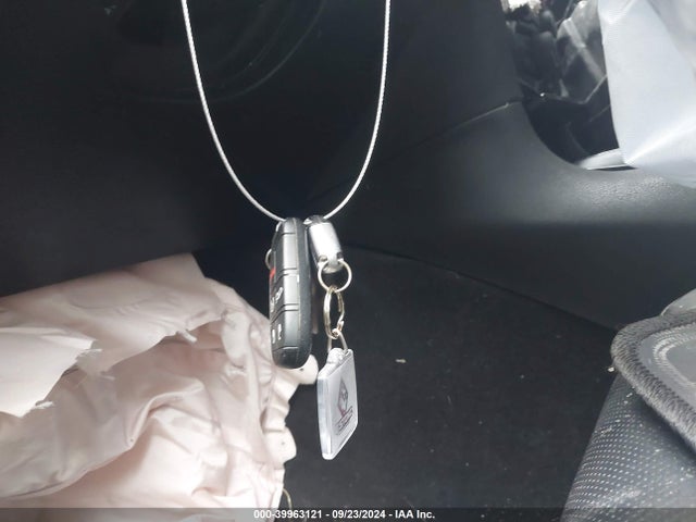 2C3CCABT5HH631646 Chrysler 300