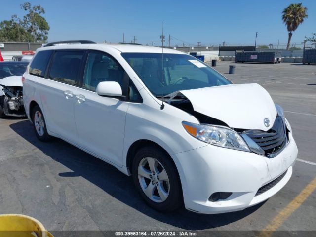 Toyota Sienna Le V6 8 Passenger 2014 5TDKK3DCXES454141 zdjęcie główne